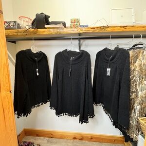 ETHYL Women's Black Scoop Neck Bouclé Sweater